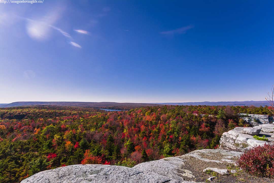 lake minnewaska fall foliage